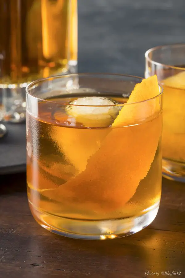 Rum Old Fashioned - Cocktail Recipe
